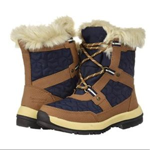 Bear paw marina boot size 2